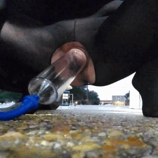 ixlxixwx: Pumping in public again…
