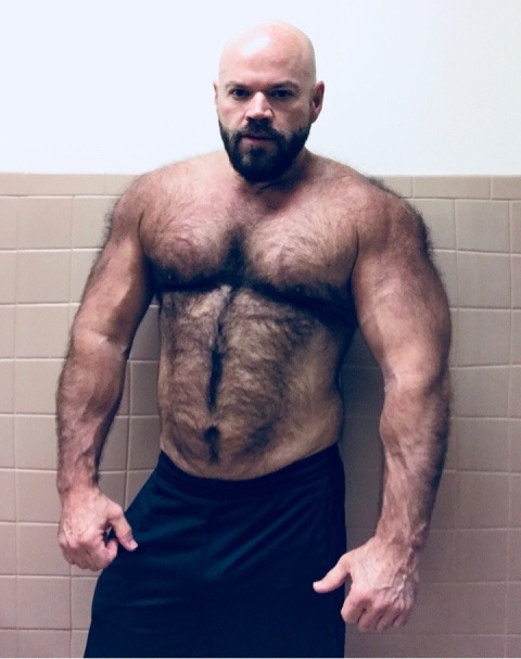 Tattooed, Furry F*ckers and selfies