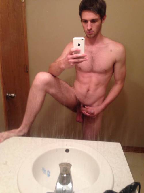 loverofstraightmen:  Jacob is a straight porn pictures