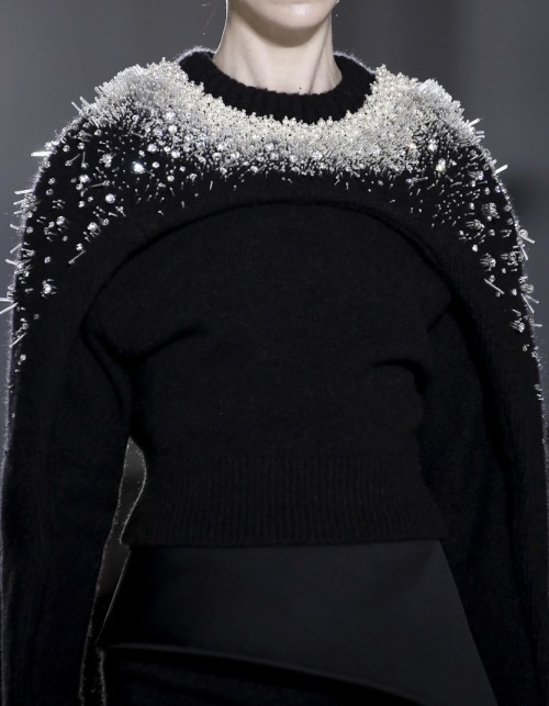 Sex 130186:  Balenciaga Fall 2014  pictures