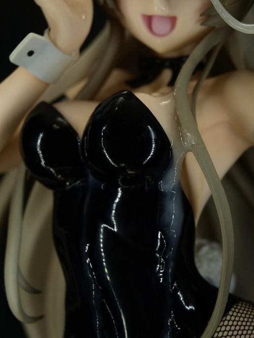 lily-figurebukkake: 這いよれニャル子さん　ニャル子バニーにぶっかけlillyfigurebukkake.blog.fc2.com/blog-entry-321.htm