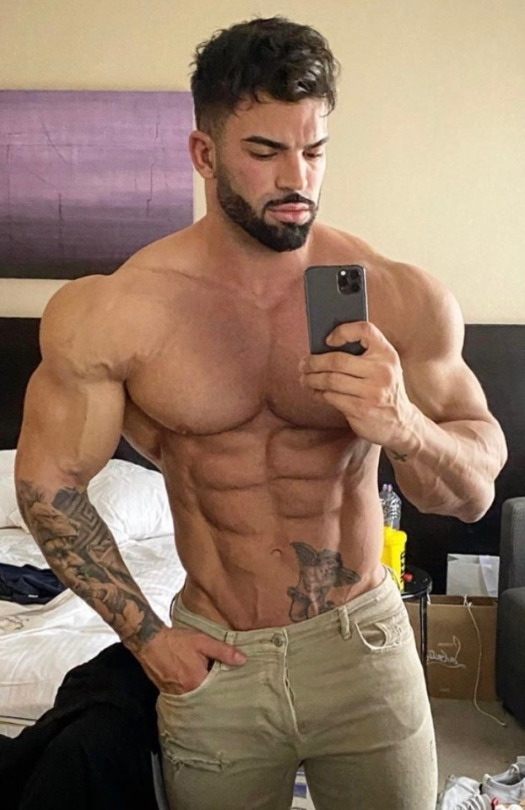 worshipper-of-muscle:Sergi Constance 