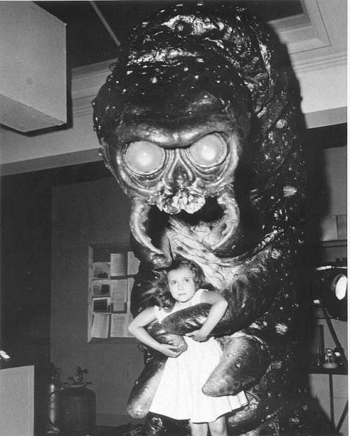 ronaldcmerchant:  the MONSTER THAT CHALLENGED THE WORLD (1957) 