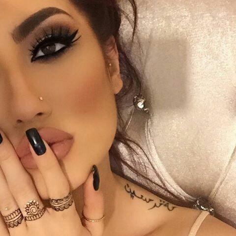 baddiosa:  BADDEST