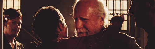agirlfromwoodbury:  Everyone + Hug - “My blood, my family they’re right here.” 
