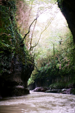 brutalgeneration:  Gachedili Canyon by My . December on Flickr. 