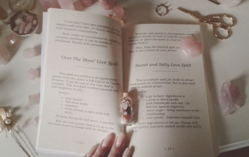 orriculum: littlewitchlingrowan:orriculum: I finally published a lil spell book and I’m in love wi