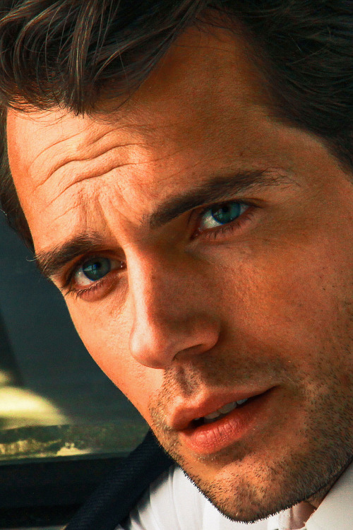 The piercing stare of Superman | Henry Cavill