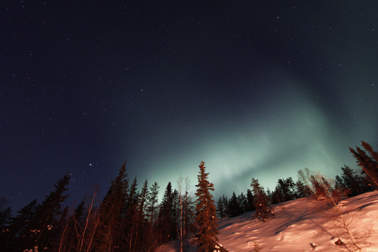 atraversso:  Aurora Boreals  by Emrold    Please don’t delete the link to the photographers/artists,