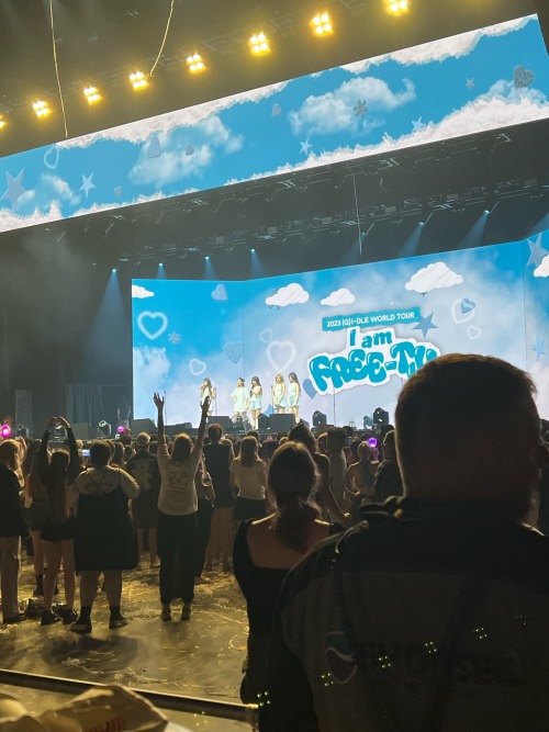 I Saw My Wives Irl Last Night At Their First Ever London Concert And I Couldnt Be Happier