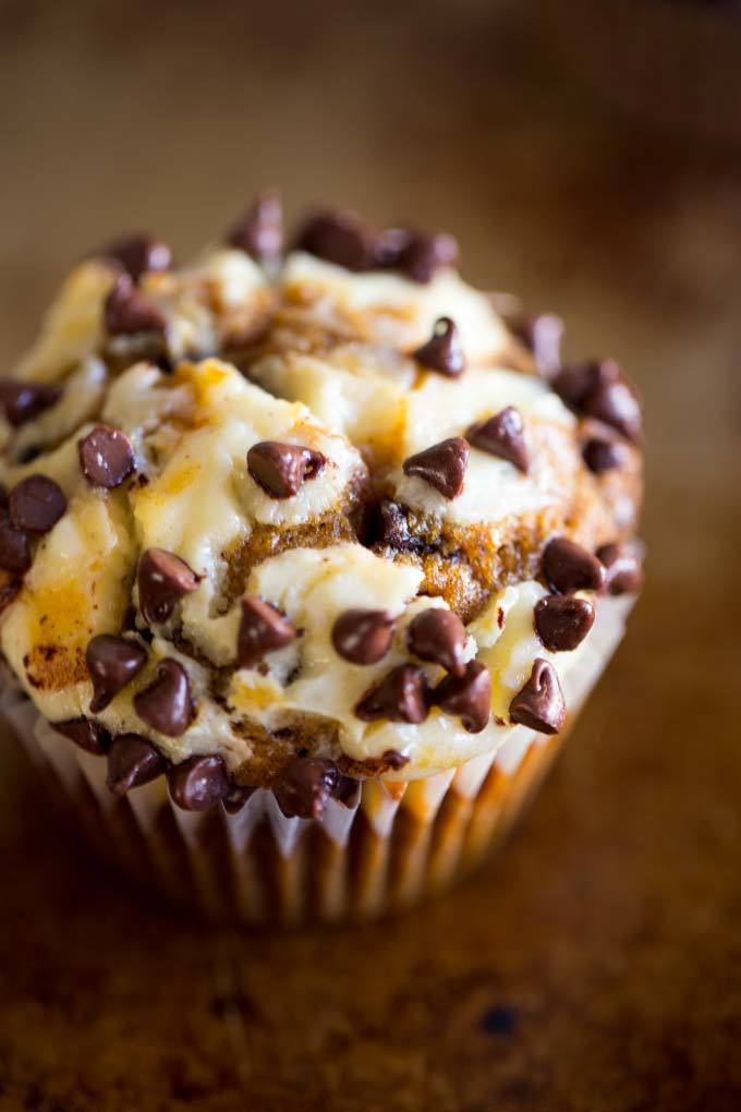 royal-food:Chocolate Chip Pumpkin Cream Cheese Muffins