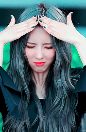 yuqi-s: yoohyeon ; 180922 mini fanmeet
