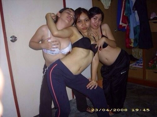 asianhomemade:  http://sexyhijaber.tk