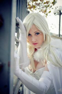 sharemycosplay:  A White Queen mega post,