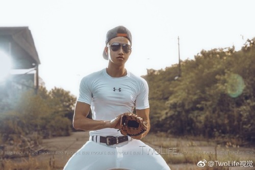 ■ Weibo:  夹心奥利奥HORIO
