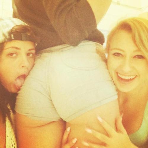 pervnerd69:  Keisha Grey’s freindly selfies!