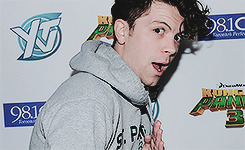 michaelseaters:Happy 30th Birthday, Michael Seater!!