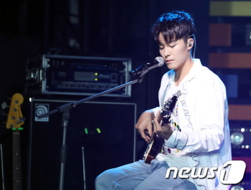 170802 THE REAL: N.Flying comeback showcase (2)cr: news1