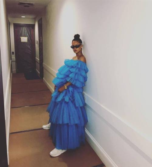 rihannadailyworld: Rihanna just being casual on a Tuesday