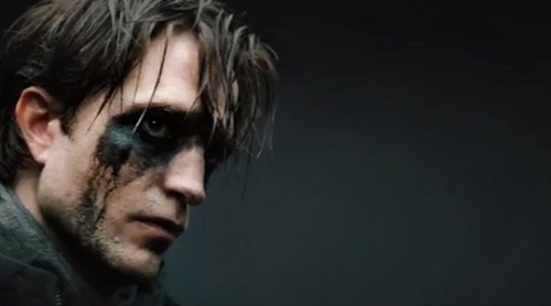justiceleague:Robert Pattinson make-up test for “The Batman”