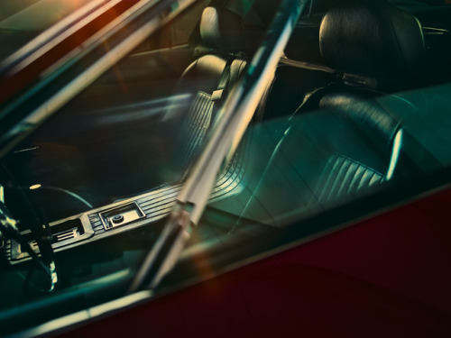 itcars:De Tomaso MangustaImages byIgor Panitz
