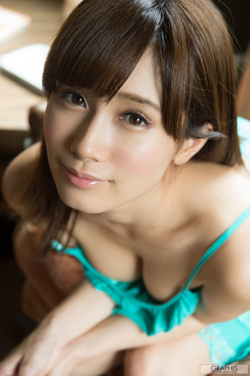 a-beautiful-g:    小島みなみ   
