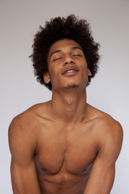 zrunkinlove:Male Models of Color