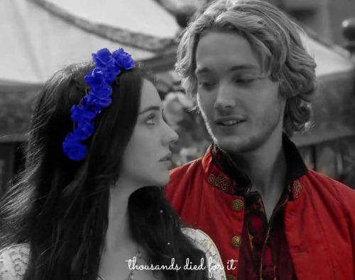 lady-of-winterfell:  Prince Rhaegar loved his Lady Lyanna and thousands died for it.