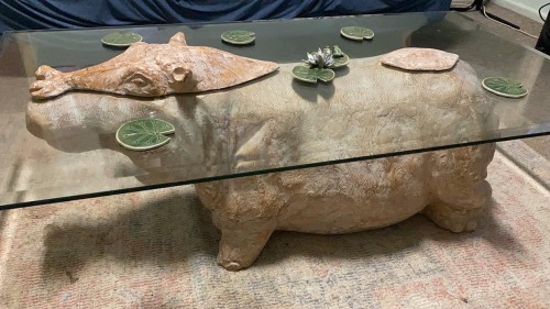 Hippo glass sale table