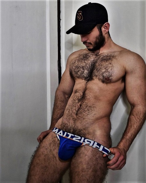 Hairy Men R The Hottest