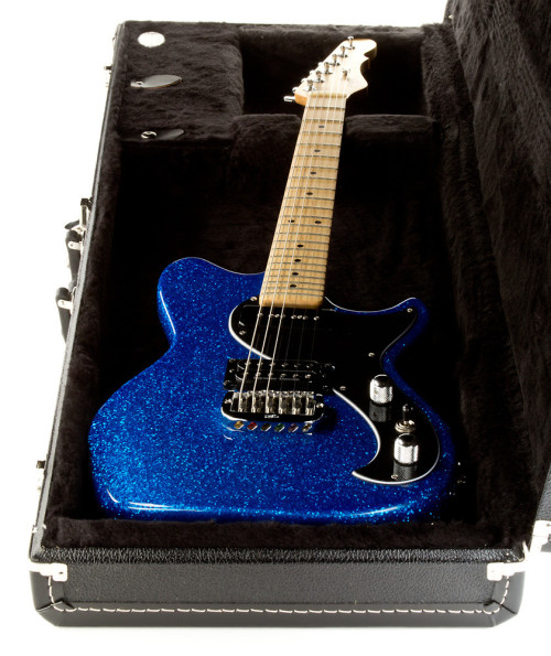 Porn glorifiedguitars:  G&L Fallout With Blue photos