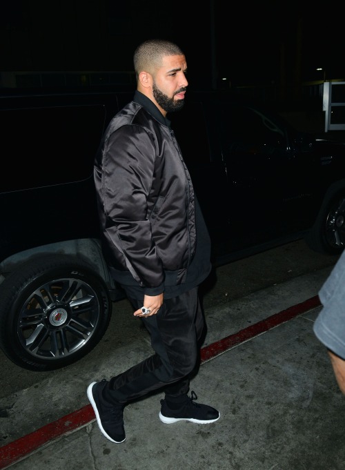 fordrizzydrake:Drake at The Nice Guy Nightclub, West Hollywood - October 11.