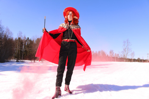 ive been posting these everywhere but tumblr so here you go! had a photoshoot with my gucci inspired