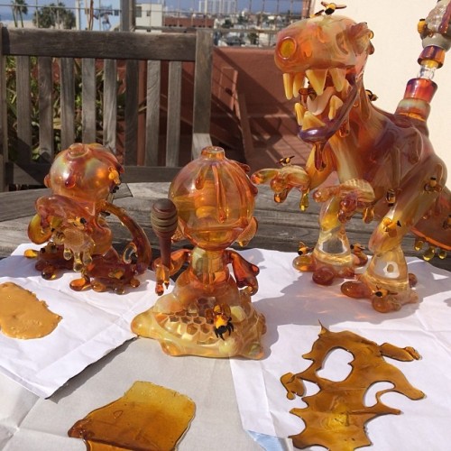 headysesh: headyhunter: Joe Peters Glass Appreciation. High End Glass Art Blog 100k call it a day&