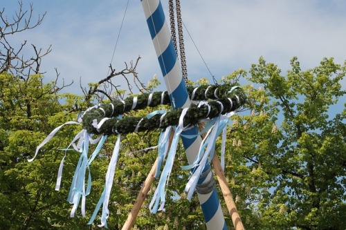 ‍♀️❤️ A very blessed Beltane to all my lovely followers! ❤️‍♀️Some of my correspondences for this sa