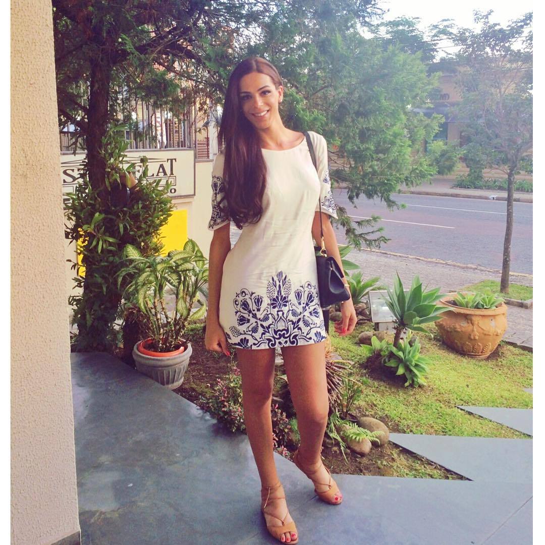 trapsational:  Melissa Paixao  She&rsquo;s so beautiful!! 😁
