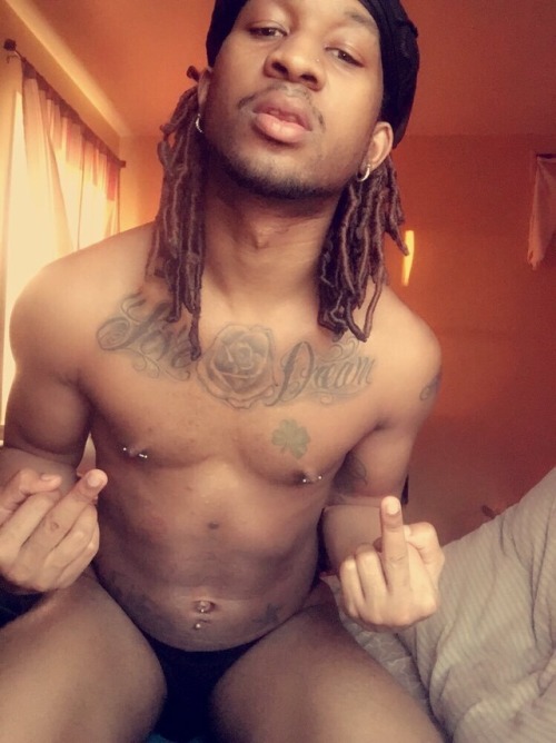 thtnastyfrek:  Look at tht ass