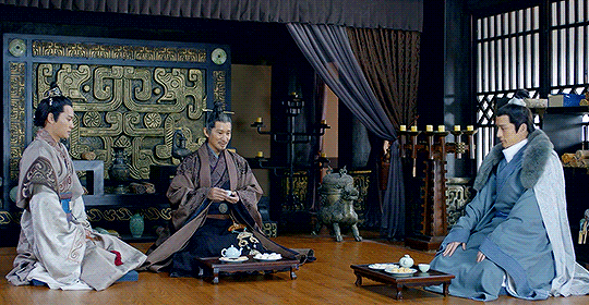 Qingming Customs: Tomb Sweeping, Eating Cold Food, Hiking In Spring Scenery