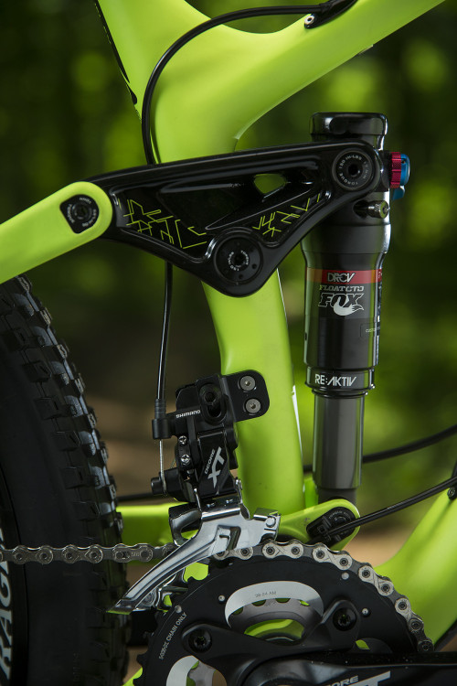 f9dtkfm:  Formula 1 Meets Mountain Biking in Trek’s New RE:activ Suspension (via Vital MTB)