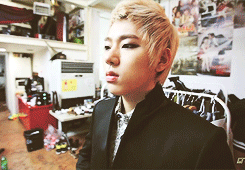 (ღ˘⌣˘ღ)