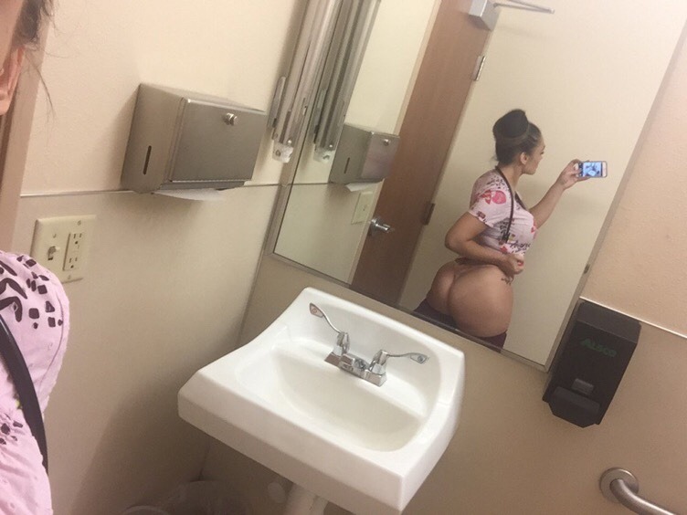 pussyconnoisseur6996:  ❤️ Phat Ass Nurse 👩🏻‍⚕️