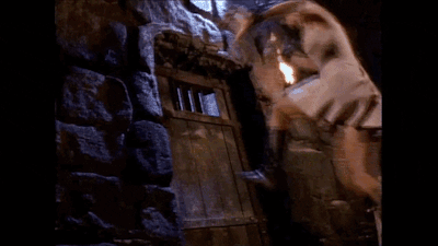 glumshoe:glumshoe:Lucy Lawless was not a particularly burly woman, but somehow she