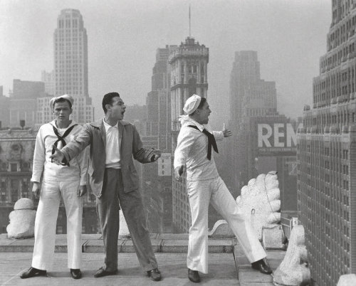 wehadfacesthen:  Frank Sinatra, director Stanley Donen and Gene Kelly rehearsing in New York for On 