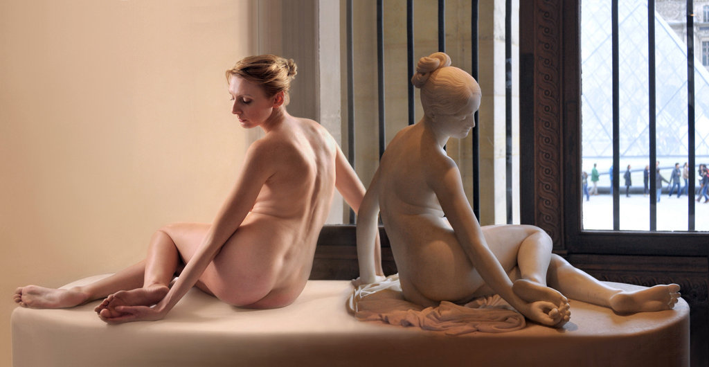 mannequinfetish:  Â Placed on pedestals, like sculpted works of art. *NB 