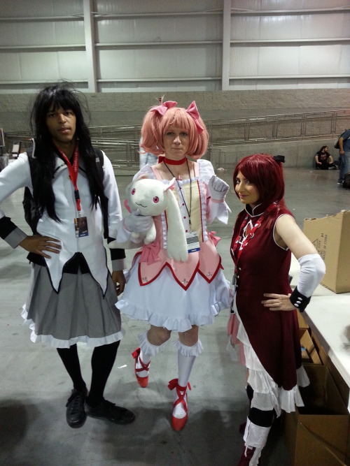 Some shots from Saturday of NYCC featuring our Puella Magi Madoka Magica group as well as some other lovely puellas! Feel free to message me if I have a picture of any of you!  I’d love to tag it/connect with you.  If you know who the lovely Sayaka