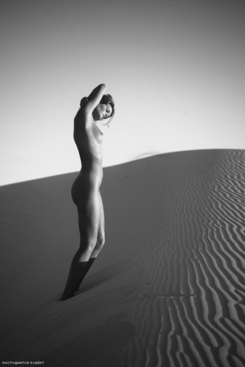 bigboydownunder:  Follow me on - bigboydownunder.tumblr.com - for more classy nudes