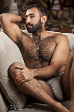 duncan66:  sweatyhairylickable:    http://sweatyhairylickable.tumblr.com for more hairy sweaty dudes!         (via TumbleOn)  