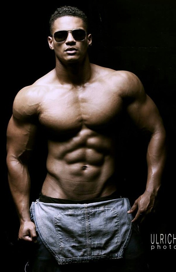 Elton Pinto Mota