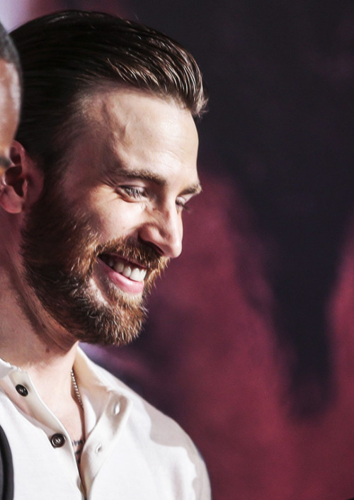 Apr 21, 2016 | Chris Evans Attends Captain America: Civil War Southeast Asia Presscon