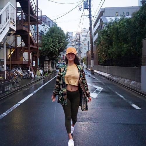 msashleyvee:  私はあなたに東京を欠場するつもりです! ⛩